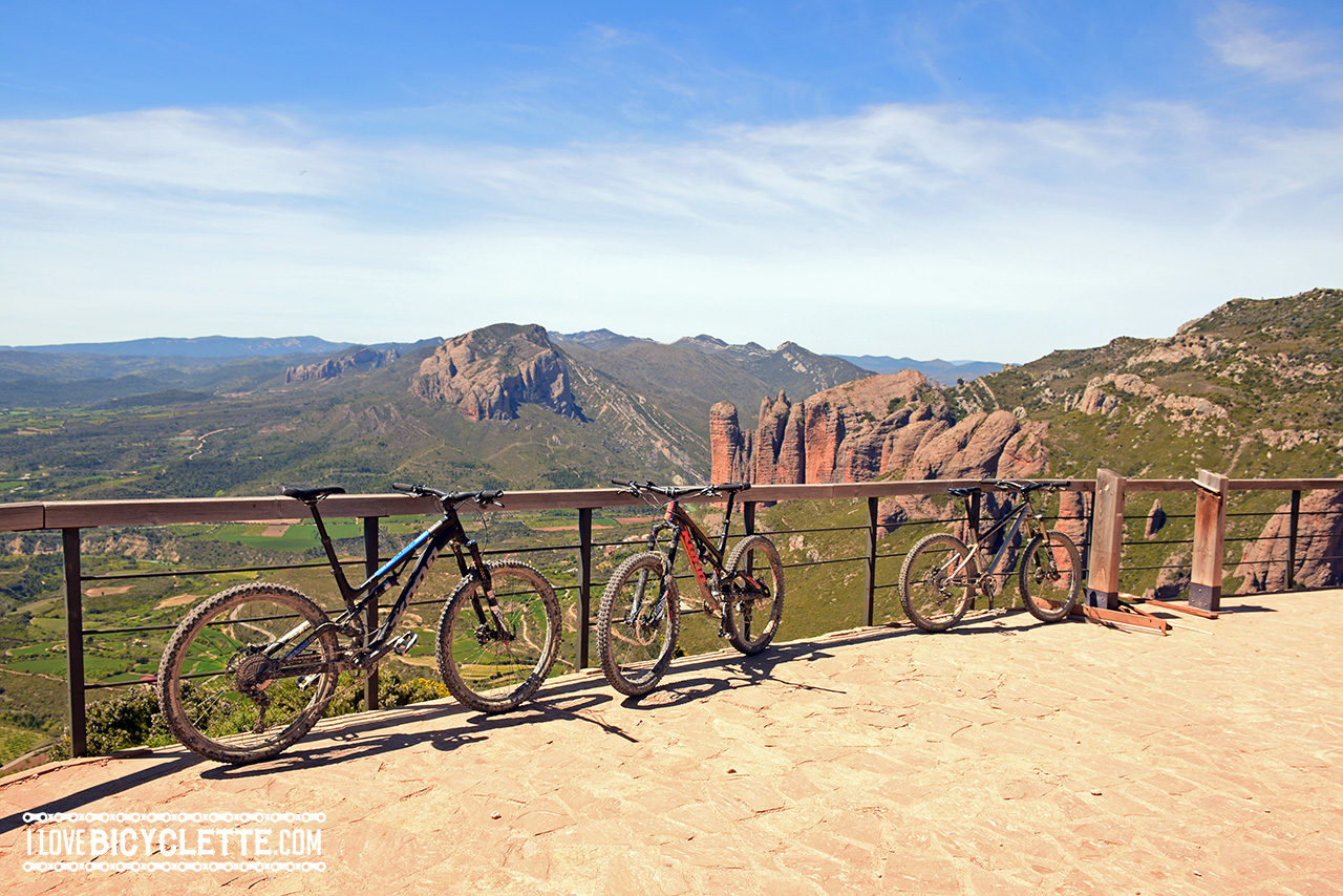 Mirador de los buitres Riglos