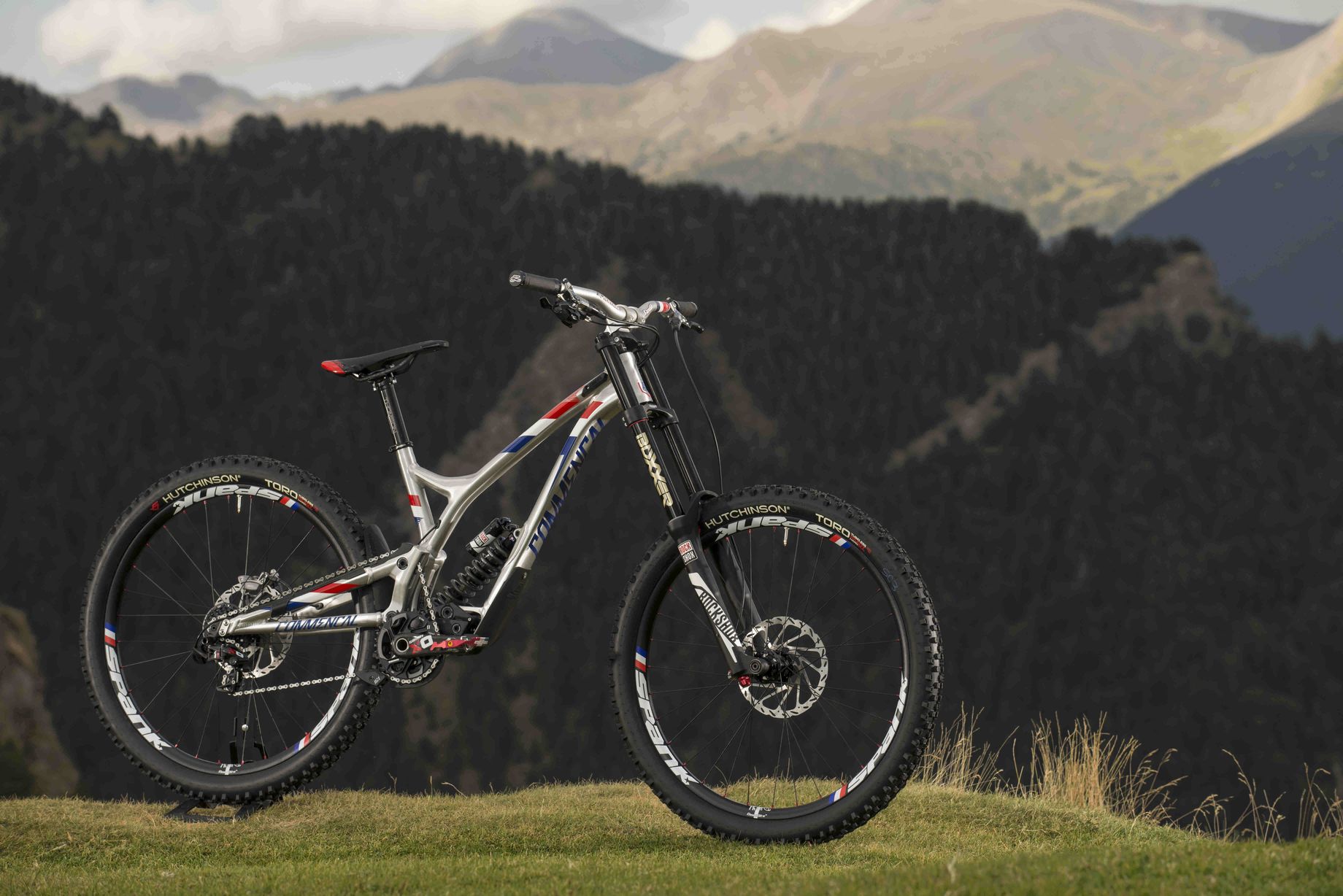Commençal Supreme DH v4